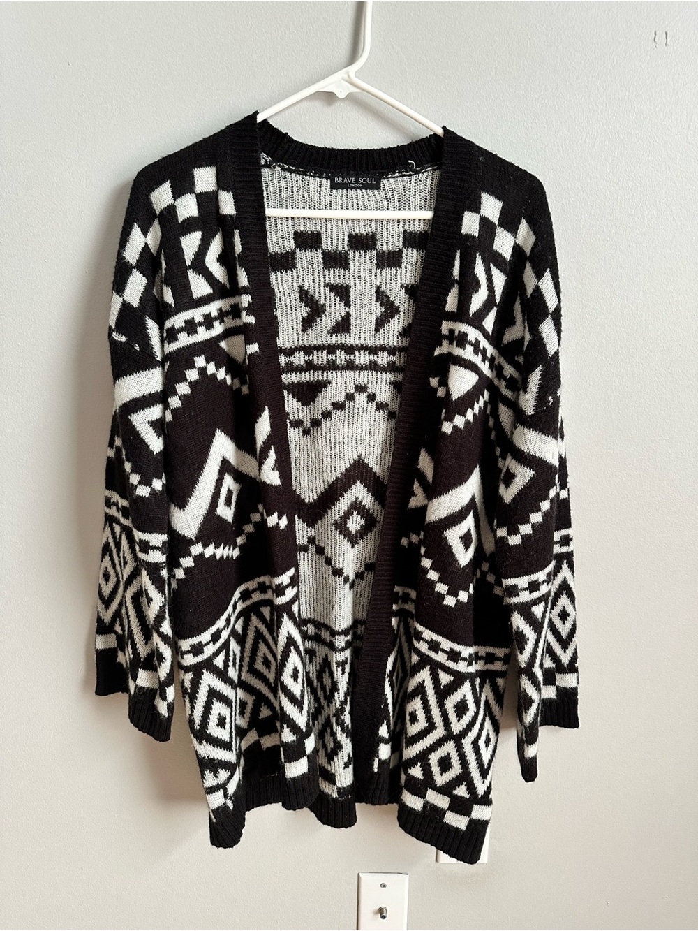 Brave Soul Black & White Geometric Open Knit Cardigan